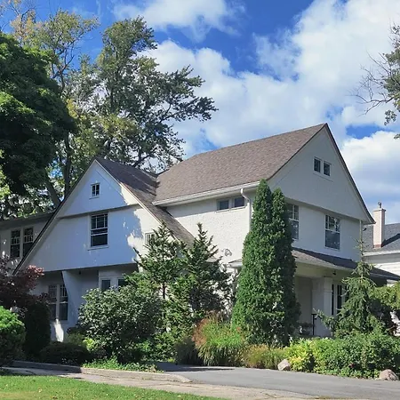 Historic Oak Park Residence